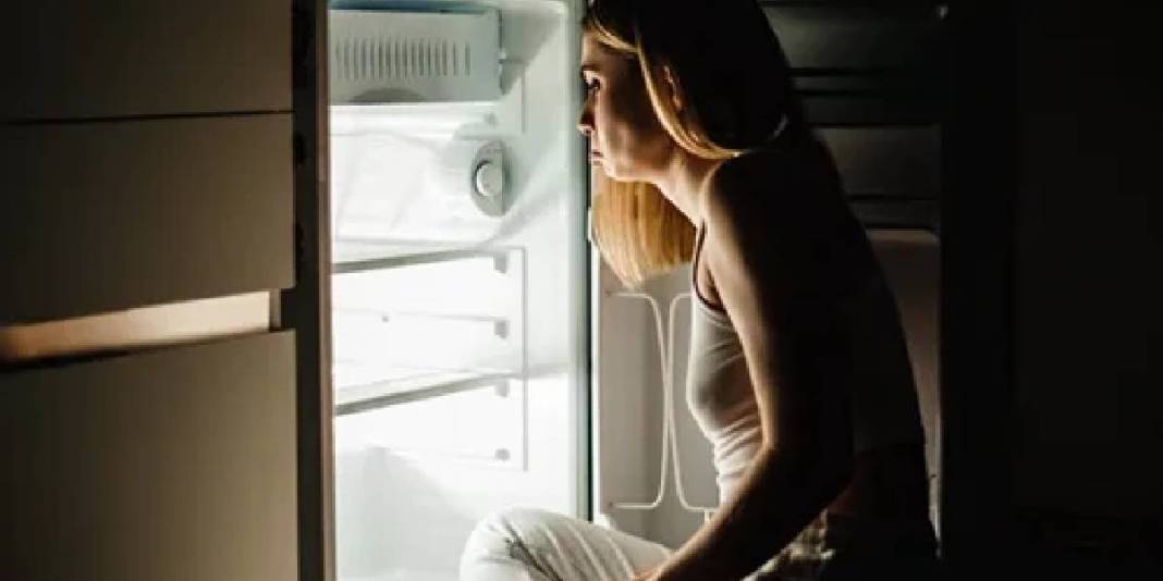 Aç yatmanın ardındaki gerçek! Gece aç kalmak zayıflatıyor mu, yoksa hastalık mı getiriyor? Gerçeği bilim açıkladı! 2